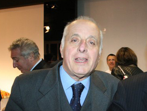 Addio a Elio Domeniconi, il Dagospia ante-litteram (e sempre al profumo di pesto) Addio a Elio Domeniconi, il Dagospia ante-litteram (e sempre al profumo di pesto)