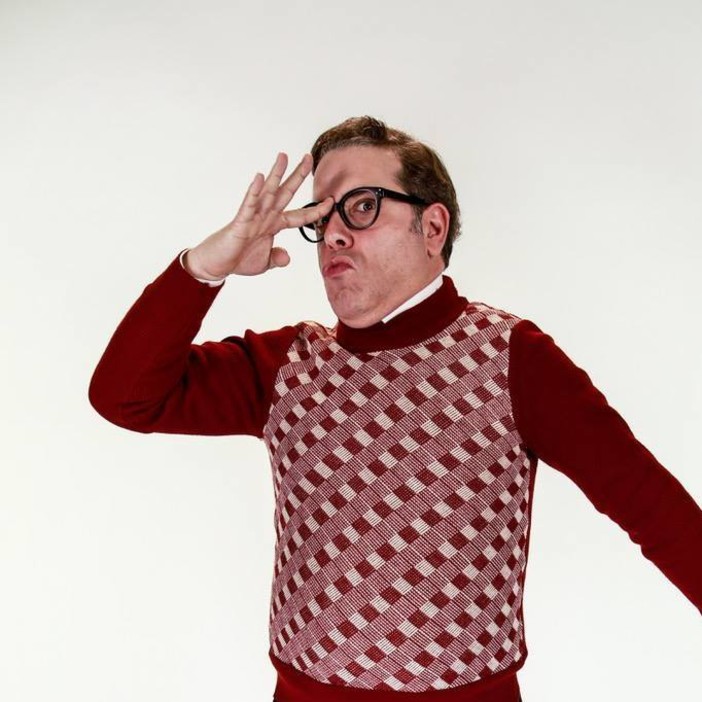 Venerdì Enzo Paci inaugura a rassegna "Kitchen&Comedy Lab" a Villa Pagoda Venerdì Enzo Paci inaugura a rassegna "Kitchen&Comedy Lab" a Villa Pagoda