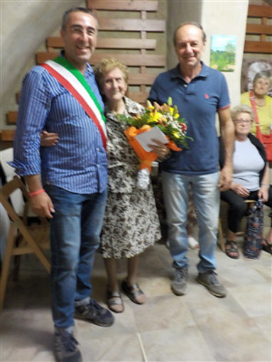 Da 58 anni in vacanza a Sant'Anna Collarea: la storia di Ester Vigo, 99enne genovese Da 58 anni in vacanza a Sant'Anna Collarea: la storia di Ester Vigo, 99enne genovese