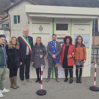 Attivo da oggi anche a Savignone un ecocompattatore