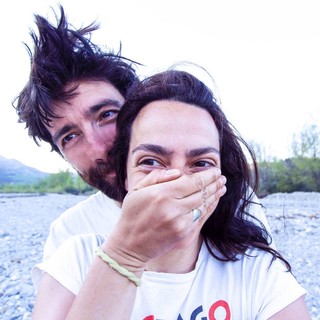 A piedi fino a Milano: Maurizio degli Ex-Otago nel suo &quot;non-viaggio&quot; con  Martina 