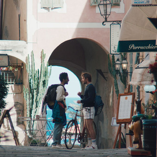 Cinema Sivori, martedì 15 settembre alle 21.15 anteprima e incontro con i registi di "Easy Living" di Orso e Peter Miyakawa,