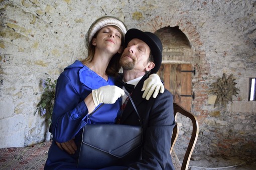 Dal 7 al 9 luglio al Forte di Santa Tecla lo spettacolo itinerante "E' assurdo forte"