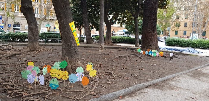 Giornata Mondiale della Gentilezza: fiori e pensieri degli alunni della Barrili Giornata Mondiale della Gentilezza: fiori e pensieri degli alunni della Barrili