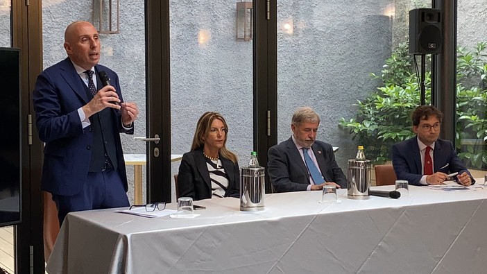 “Dialogo su logistica e trasporti”, incontro promosso da Davide Falteri con Bucci, Paita e Duci