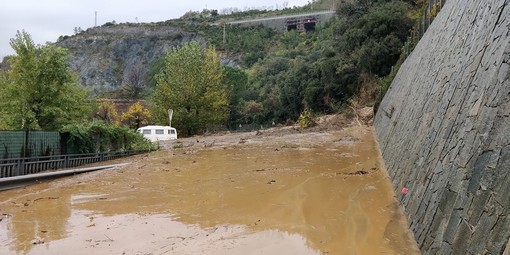 Arenzano, completamente riaperta al traffico la via Aurelia: rimossi dalla carreggiata circa 700 metri cubi di fango e detriti