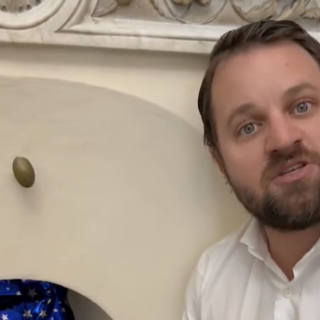 Municipio Levante, presepe allestito nella sede di via Pinasco: “Una bruttissima notizia che a Tursi non ci sarà”