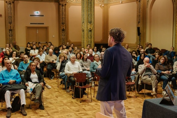 Festival della Scienza, il programma di giovedì 29 ottobre: dai tumori che "parlano" al cervello al nodo del nucleare Festival della Scienza, il programma di giovedì 29 ottobre: dai tumori che "parlano" al cervello al nodo del nucleare