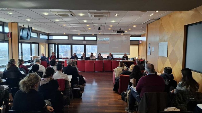 Tutela dell'infanzia, al via il corso per tutori di minori stranieri non accompagnati. Vicepresidente Ferro: "Figure insostituibili nel percorso di accoglienza e integrazione di tanti ragazzi"