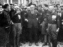 Fascisti in cameretta, due minorenni genovesi indagati per apologia: in casa anche divise delle SS Fascisti in cameretta, due minorenni genovesi indagati per apologia: in casa anche divise delle SS