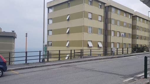 Voltri 2, la solenne presa in giro della pensilina mancata Voltri 2, la solenne presa in giro della pensilina mancata