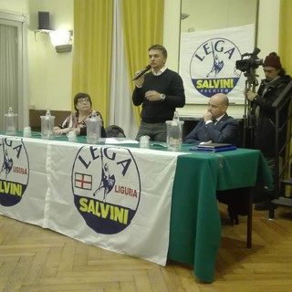 Depositi costieri, Rixi: “La soluzione non può essere quella di Pra’”