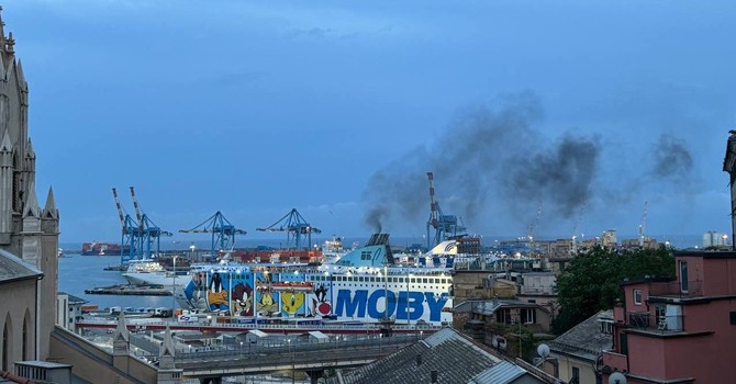 Emissioni delle navi e salute pubblica, dal Municipio Centro Ovest la richiesta di studi epidemiologici