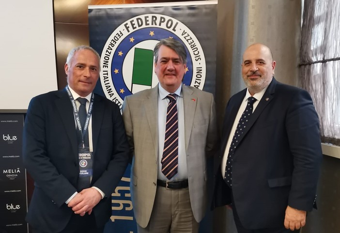 Federpol Italia fa tappa a Genova. Geria (Confsal): "Un esempio virtuoso di formazione specializzata" Federpol Italia fa tappa a Genova. Geria (Confsal): "Un esempio virtuoso di formazione specializzata"