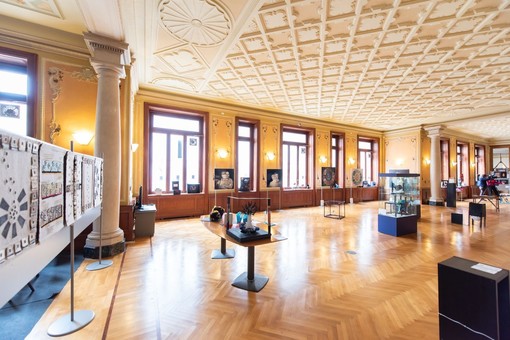 Premiazione degli studenti per la chiusura della mostra Colori e immagini della scienza