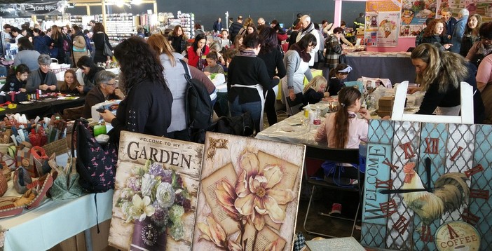 Fine settimana ricco di occasioni al Padiglione Blu della Fiera di Genova Fine settimana ricco di occasioni al Padiglione Blu della Fiera di Genova