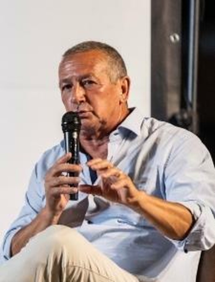 “La Spagna controcorrente va ad oriente”