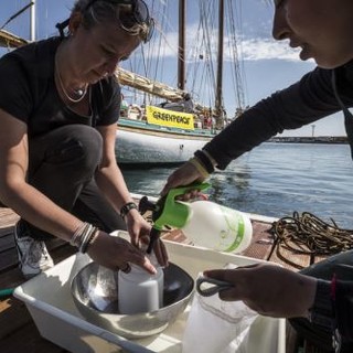 Francesca Garaventa (Cnr-Ias), tra i partecipanti della spedizione (credits: Greenpeace)