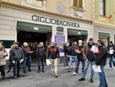 Chiusura Giglio Bagnara, in mattinata volantinaggio della Fiom in solidarietà dei dipendenti Chiusura Giglio Bagnara, in mattinata volantinaggio della Fiom in solidarietà dei dipendenti