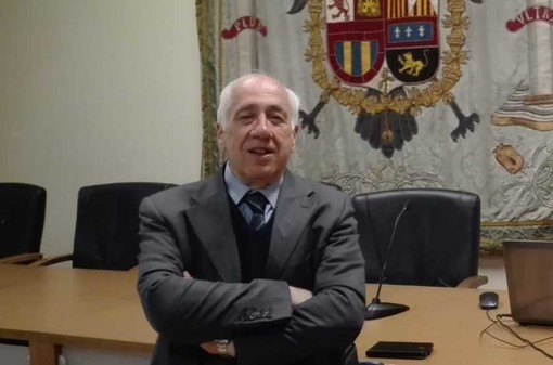 De Nicola, il prof &quot;dirimpettaio&quot; di De André: &quot;Meglio ascoltarlo che studiarlo&quot;