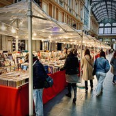 Non è Natale senza la Fiera del Libro: inaugurazione in Galleria Mazzini il primo dicembre