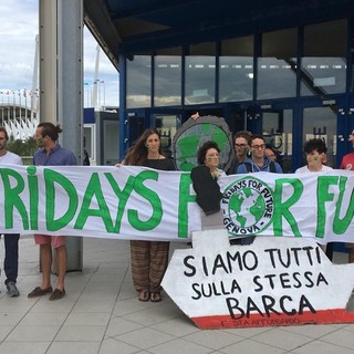 Fridays for Future: il 27 settembre la marcia per il clima anche a Genova