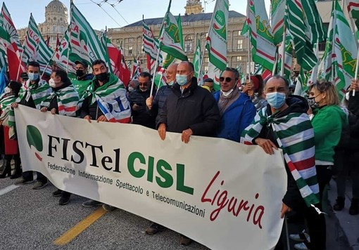 Carlo Felice, la Fistel Cisl attacca il Sovrintendente Galli: “Chi deve gestire gestisca”