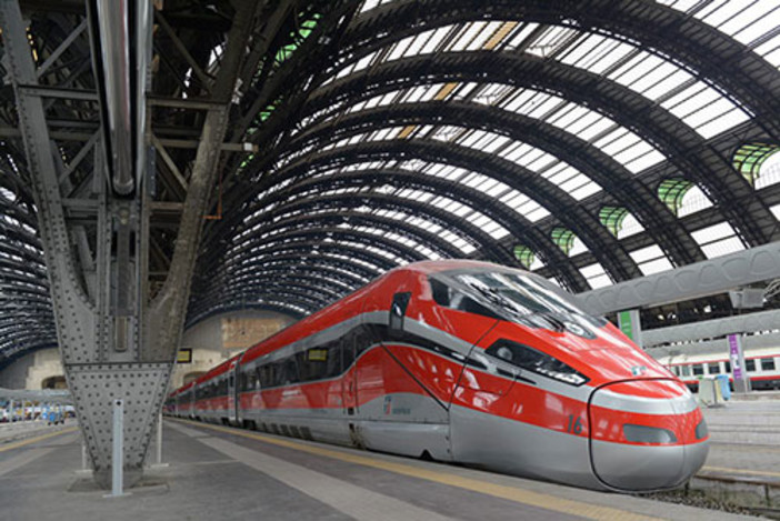 Genova capofila della prevenzione: Frecciarosa 2025 porta la salute sui binari liguri Genova capofila della prevenzione: Frecciarosa 2025 porta la salute sui binari liguri