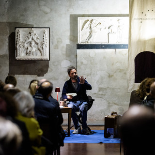 “Amor Omnia Vincit”: la resistenza della memoria al Museo di Sant’Agostino