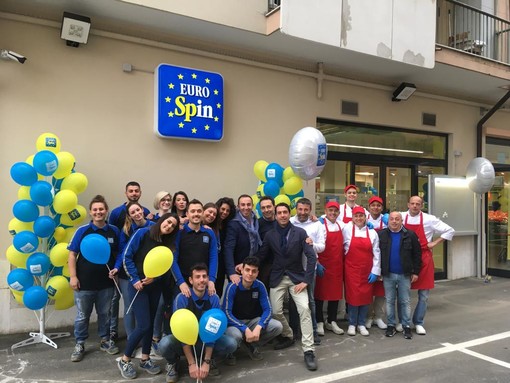 Ponte Morandi: inaugurato in Via Fillak un nuovo supermarket
