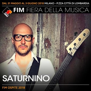 Saturnino: quattro corde e tanta energia al FIM Fiera della Musica