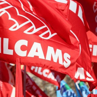 San Fruttuoso, commessa aggredita mentre lavora: presidio di solidarietà e protesta