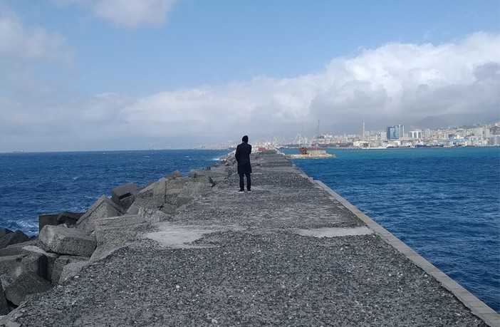 Illuminiamo la diga foranea con il workshop &quot;Spazio Darsena Lighting&quot; dal 17 al 20 giugno