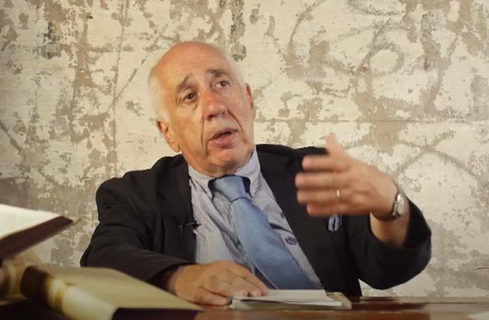 Il professor Francesco De Nicola