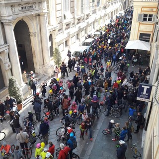 &quot;Tutta Genova bikes to school&quot;: genitori e figli in bici per la mobilità sostenibile