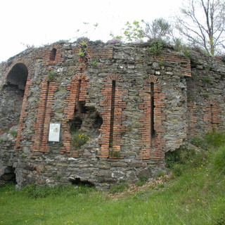 Alla scoperta di Forti - Torre di Granarolo, la sorvegliante sospesa tra la città e la Valpolcevera Alla scoperta di Forti - Torre di Granarolo, la sorvegliante sospesa tra la città e la Valpolcevera