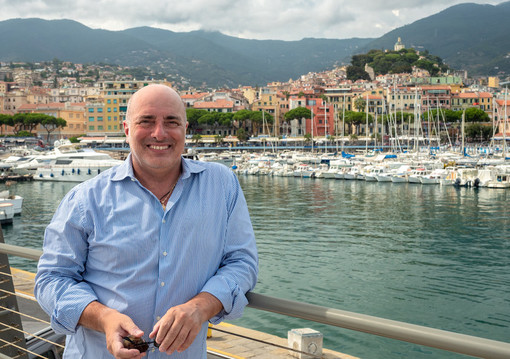 Turismo rapido ed ecosostenibile, la proposta dell'assessore regionale Berrino: “Trasporto aereo con idrovolanti in Liguria”