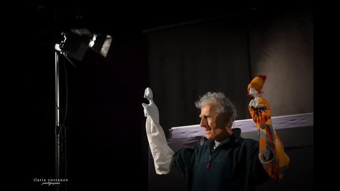 Il teatro dei burattini come terapia per i bambini affetti da autismo