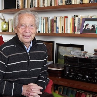 La valigia di Dora: Gilberto Salmoni e la memoria della sorella uccisa ad Auschwitz