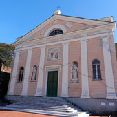 La facciata della parrocchia di Monte Oliveto a Multedo La facciata della parrocchia di Monte Oliveto a Multedo