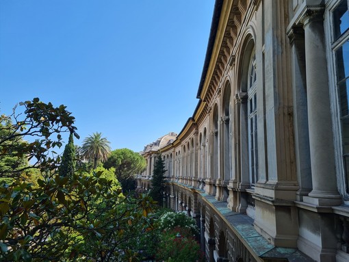 Il Galliera apre le porte: visita guidata alla scoperta del patrimonio storico e artistico