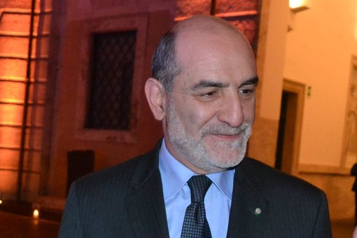 Il romanzo di Giovanni Grasso ‘Icaro, il volo su Roma’ al teatro Ivo Chiesa