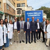 Sanità, il sottosegretario Gemmato in visita alla Casa della Comunità della Valpolcevera Sanità, il sottosegretario Gemmato in visita alla Casa della Comunità della Valpolcevera