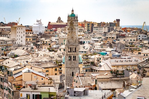 Genova disegna il suo nuovo Piano del commercio: tutela dei centri storici urbani e un sistema di punteggi per il rilascio dell’autorizzazione