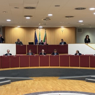 La Regione dà il via libera all’ampliamento della giunta: ora Bucci può scegliere i suoi due nuovi assessori