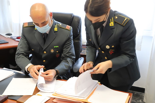 La Guardia di Finanza arresta genovese membro di un'organizzazione criminale La Guardia di Finanza arresta genovese membro di un'organizzazione criminale