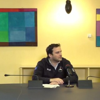 Emergenza coronavirus, “Portiamo la spesa a casa noi”: arriva il servizio dei volontari