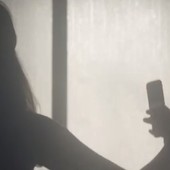 Revenge porn e immagini intime sui social, tavolo tecnico in Regione per prevenire il fenomeno Revenge porn e immagini intime sui social, tavolo tecnico in Regione per prevenire il fenomeno