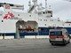 Geo Barents a Genova, completato lo sbarco dei migranti recuperati a largo della Libia