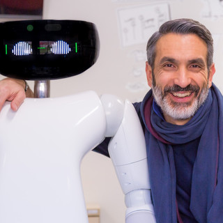 Giorgio Metta col robot R1